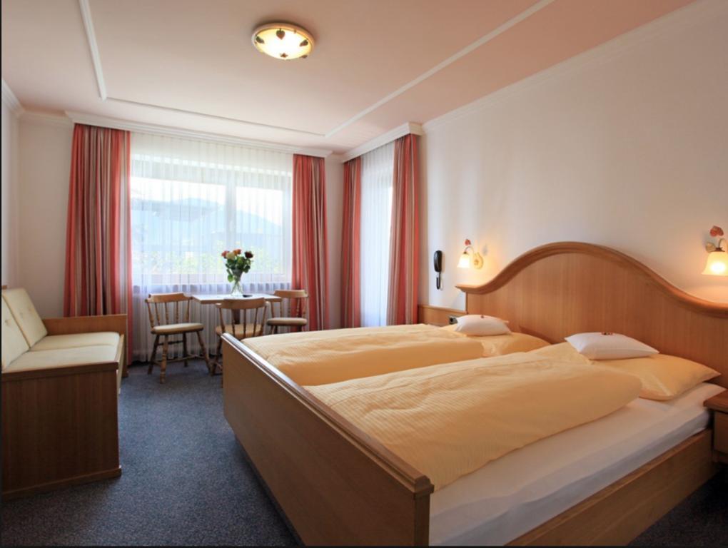 Hotel Pension Lärchenbrunn Westendorf Zimmer foto